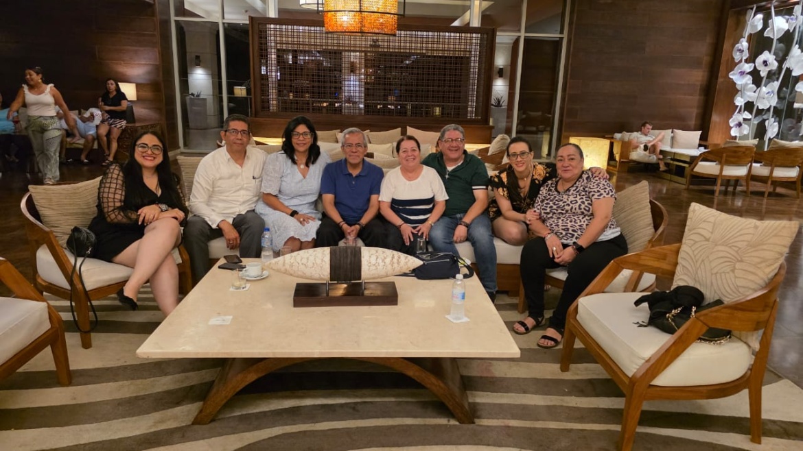 Reunión previa a la jornada académica del colegio dominicano de notarios